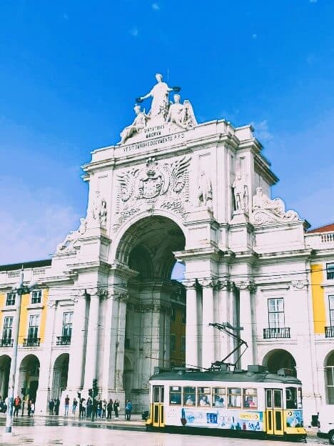 Voos para Lisboa (LIS)